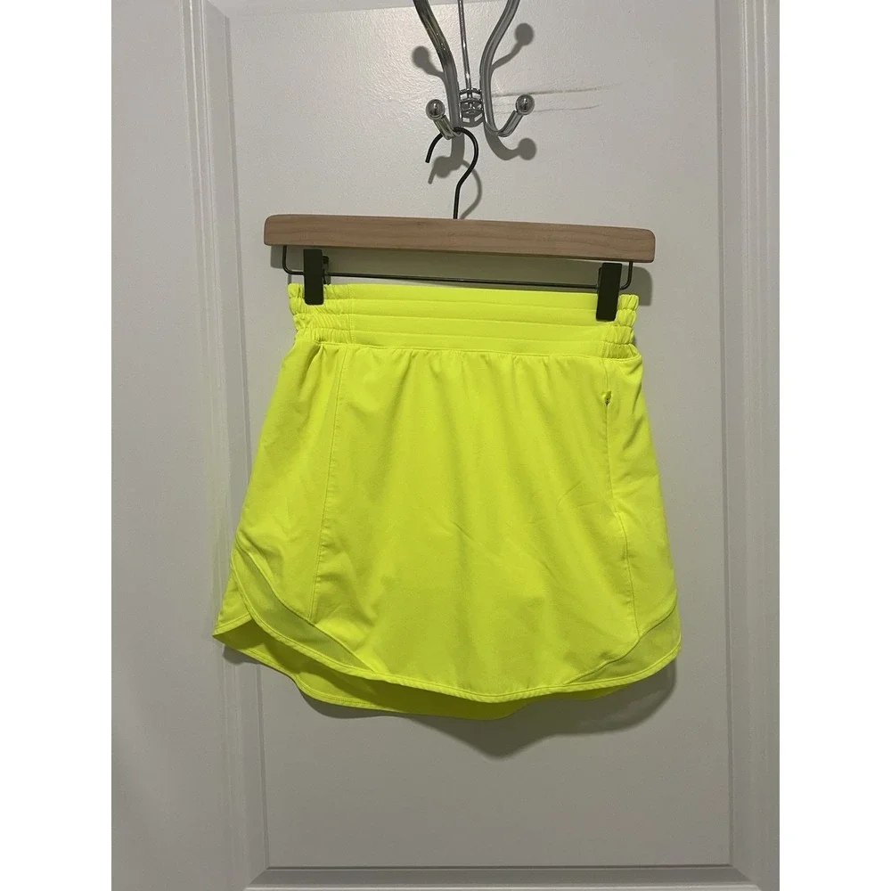 Lululemon Hotty‎ Hot High-Rise Skirt Highlight Yellow Size 4Athletic Tennis